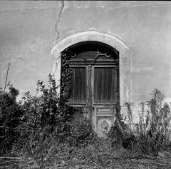 starší foto kostela - vchod