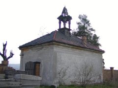 pohled zezadu zprava