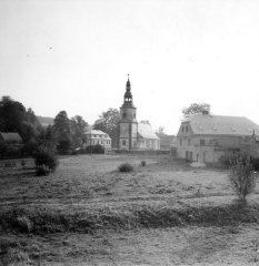 starší foto kostela