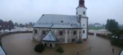 kostel během záplav