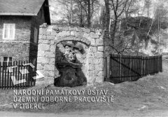 pobořená původní kaple