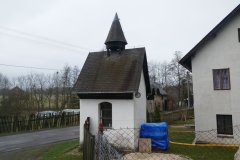 pohled zezadu zprava