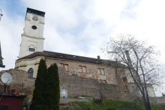 pohled zprava