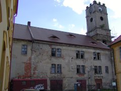 pohled zleva