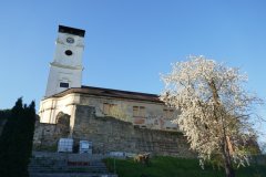pohled zprava