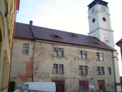 pohled zleva