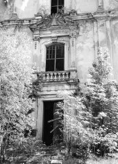 vchod do kostela
