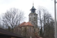 pohled zezadu zprava