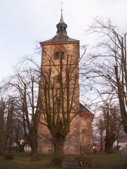 průčelí kostela