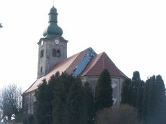 pohled zezadu zprava
