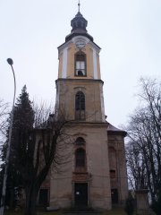 průčelí kostela