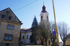 pohled zepředu zleva