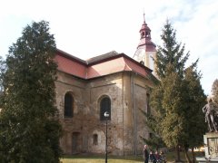 pohled zezadu zleva