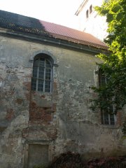 pohled na přední část zleva
