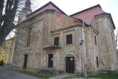 pohled zezadu zprava