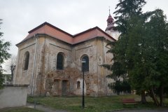 pohled zezadu zleva