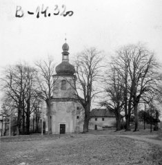 starší foto kostela
