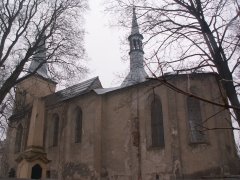 pohled zezadu zprava