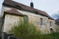 pohled zprava