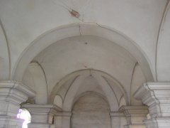 pohled do interiéru - klenba