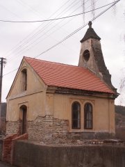 pohled zepředu zprava