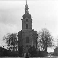 starší foto kostela