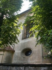 detail levé stěny