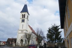 pohled zepředu zprava