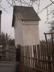 pohled zezadu zleva