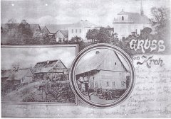 dobová pohlednice vsi s kostelem (vpravo nahoře)