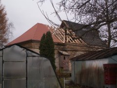 pohled zezadu zleva