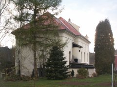 pohled zezadu zleva