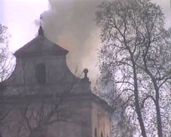 požár kostela