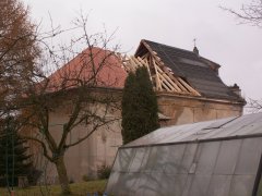 pohled zezadu zleva