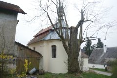 pohled zezadu zprava