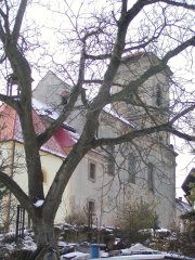 pohled zezadu zleva