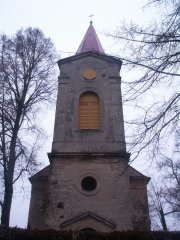 průčelí kostela