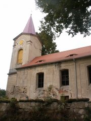 pohled na přední část zprava
