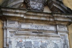 horní část portálu