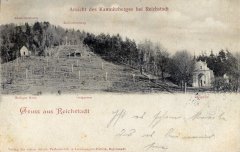 dobová pohlednice areálu křížové cesty (kaple sv. Josefa vpravo)