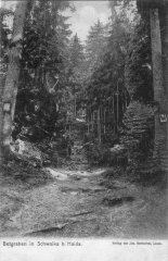 kaplička na dobové pohlednici