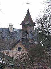 pohled zepředu zprava