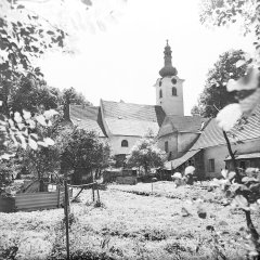 starší foto kostela