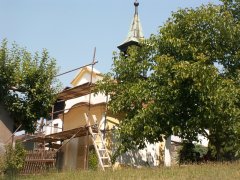 pohled zepředu zprava