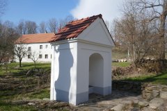 pohled zepředu zleva
