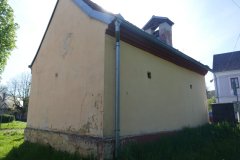 pohled zezadu zleva