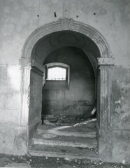 starší foto interiéru kostela