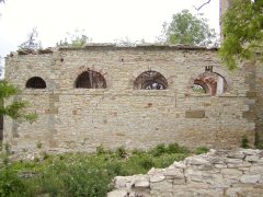 pohled zleva