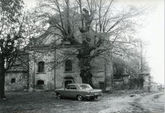 starší foto kostela