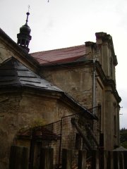 pohled zepředu zleva